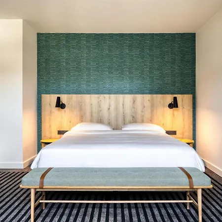 Park Inn By Radisson Brussels Centre Midi Saint-Gilles Exterior photo