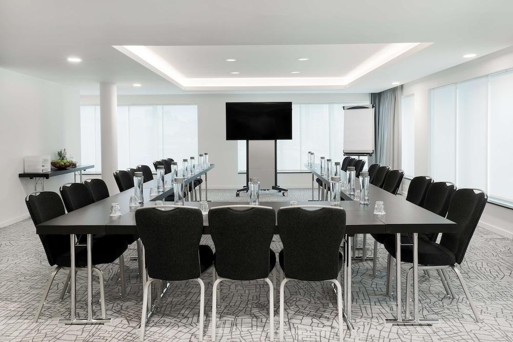 Hotel Park By Radisson Brussels Centre Midi Brussels